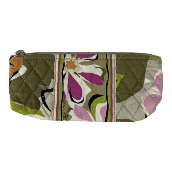 Vera Bradley Quilted Floral Cosmetic Pouch With Zipper Closure - Picture 1 of 5